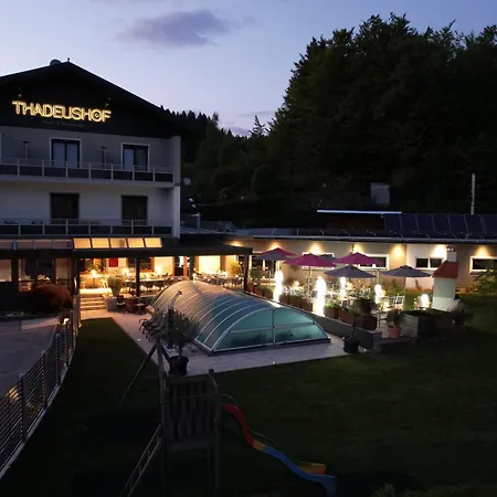 Restaurant Thadeushof Отель Techelsberg
